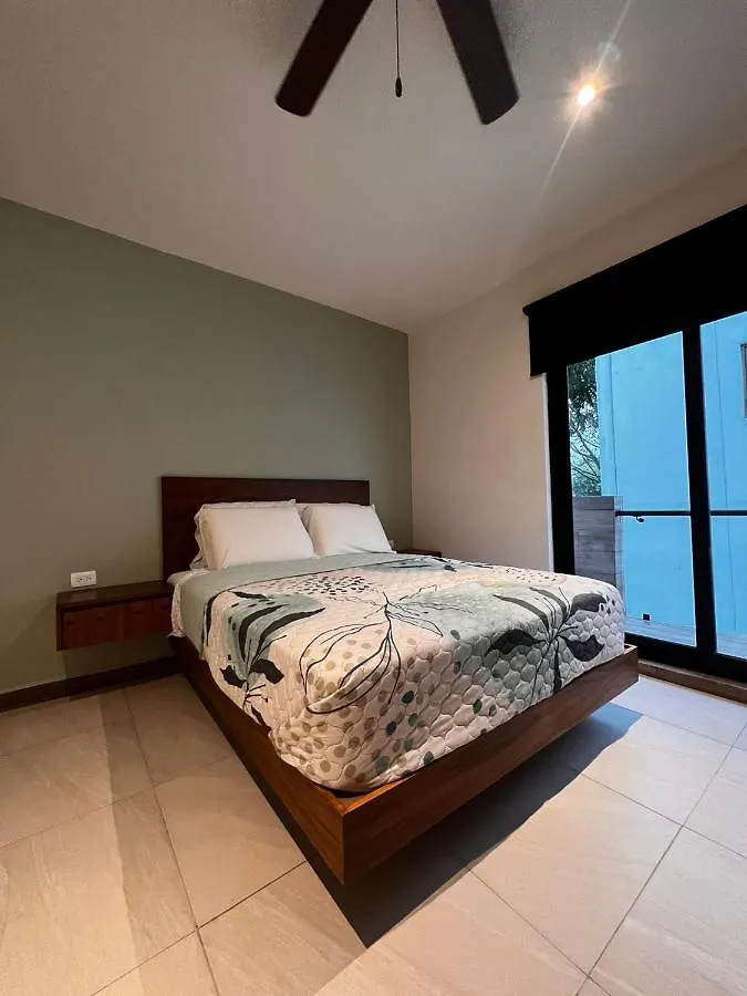 Mya Black Diamond 202 Playa del Carmen 0*,